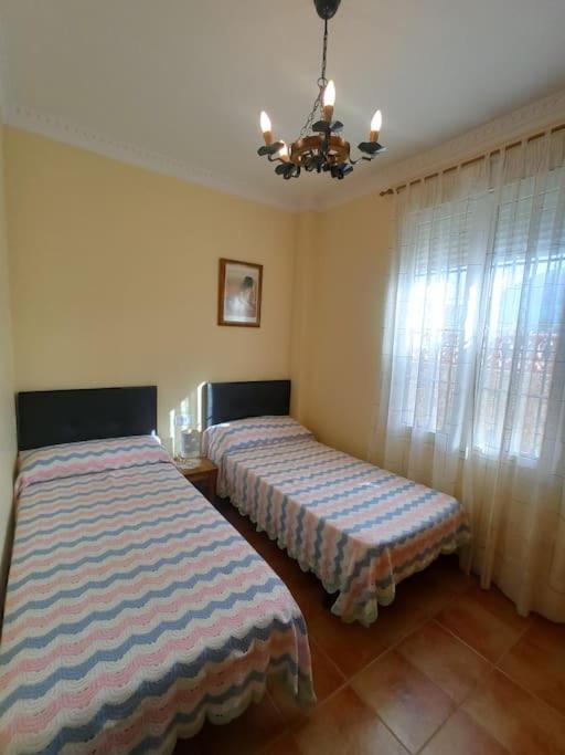 Casa 4 Dormitorios En 阿亚蒙特 外观 照片