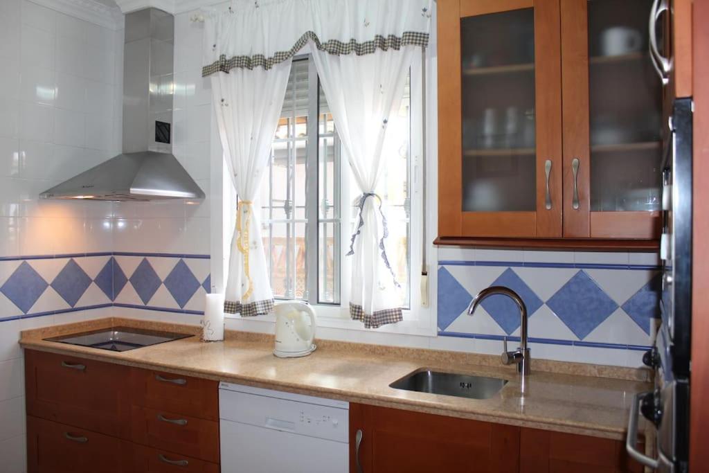 Casa 4 Dormitorios En 阿亚蒙特 外观 照片